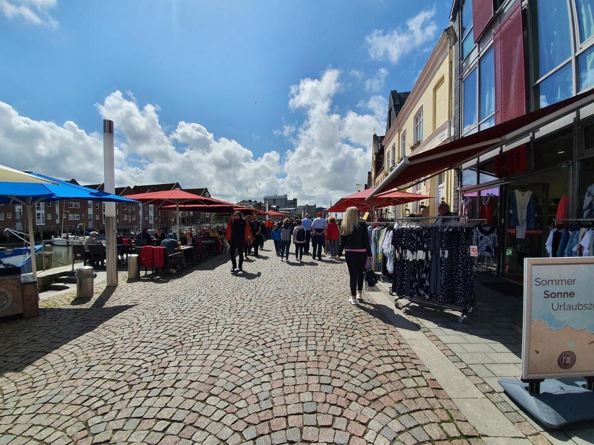 Zentrum Husum bis 5 Personen Exterior foto