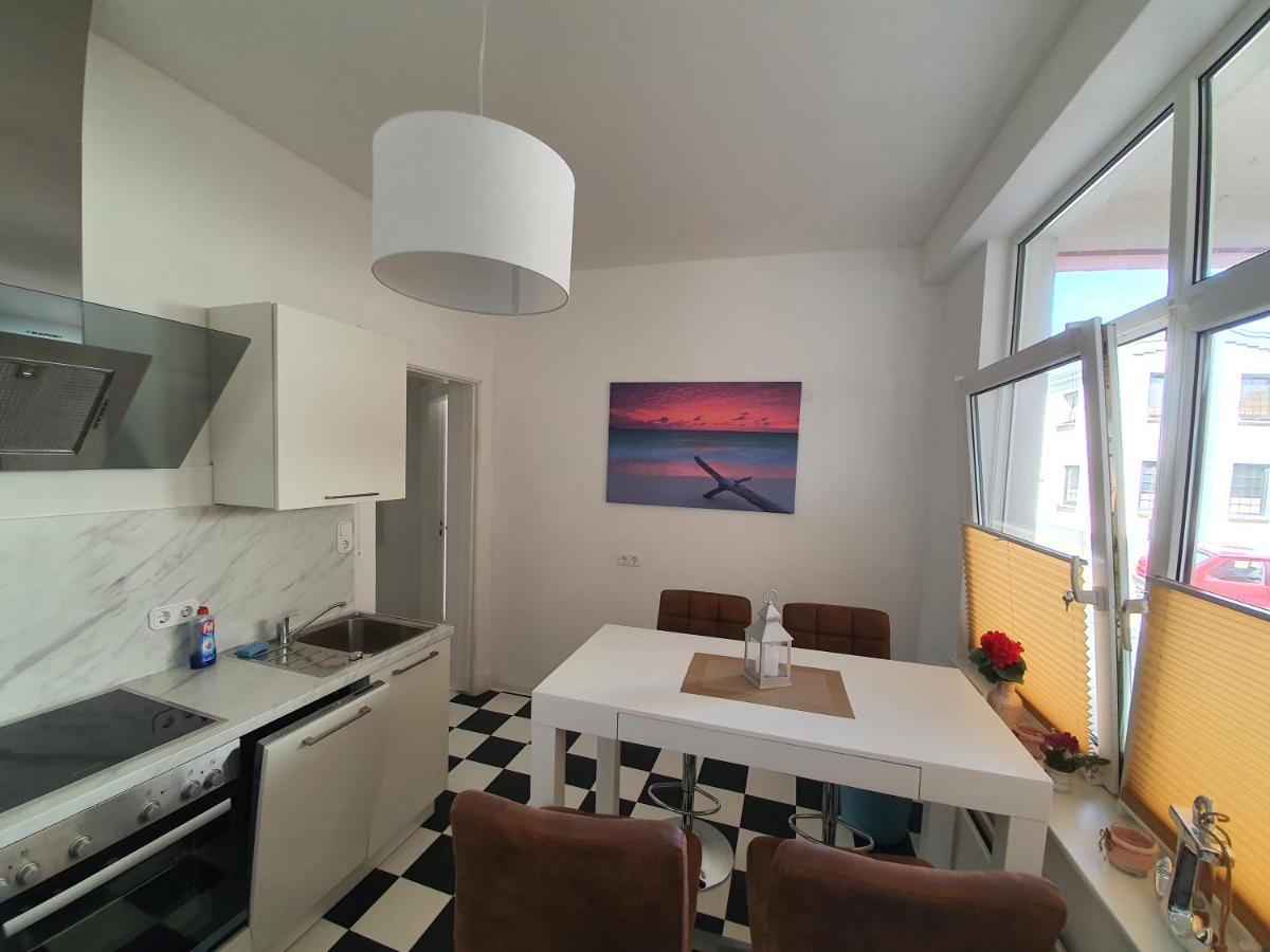 Zentrum Husum bis 5 Personen Exterior foto