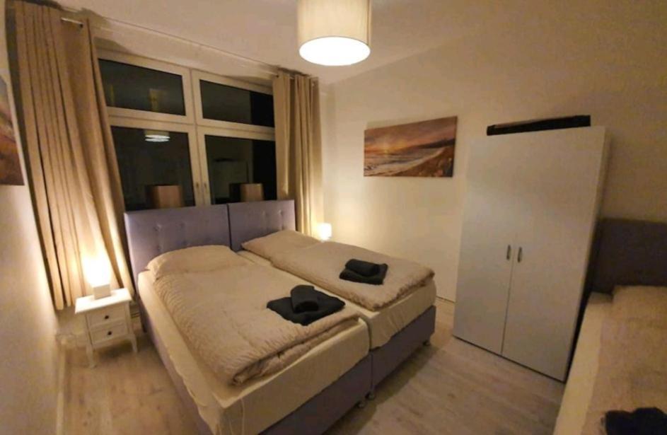 Zentrum Husum bis 5 Personen Exterior foto